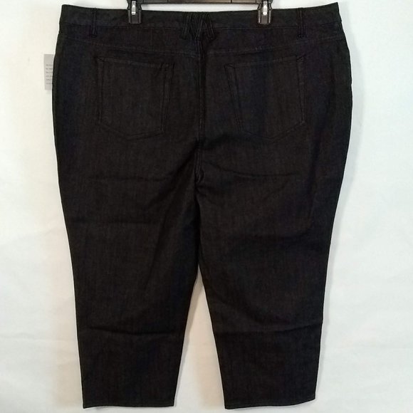 Isaac Mizrahi Live Black Denim Capri Cropped Jeans - Picture 2 of 6